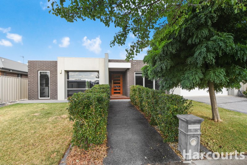 8 Rissmann Drive, Horsham VIC 3400