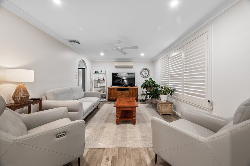 Photo - 8 Rivendell Crescent, Werrington Downs NSW 2747 - Image 7