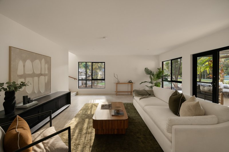 Photo - 8 River Oaks Drive, Eatons Hill QLD 4037 - Image 16