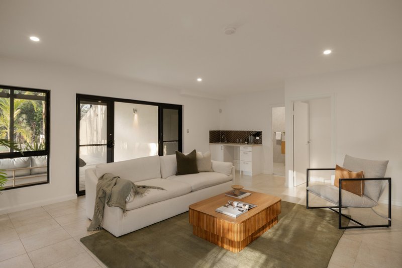 Photo - 8 River Oaks Drive, Eatons Hill QLD 4037 - Image 17