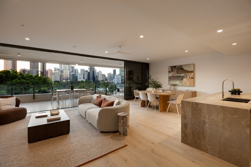 Photo - 8 River Terrace, Kangaroo Point QLD 4169 - Image 2