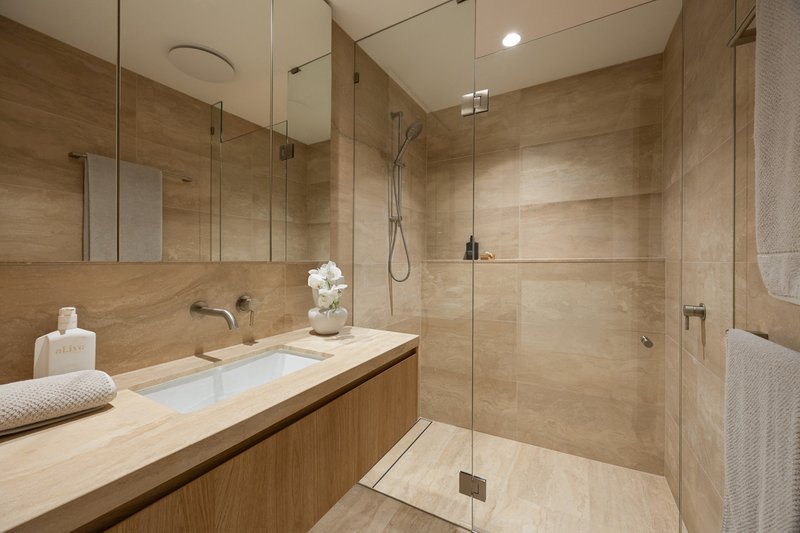 Photo - 8 River Terrace, Kangaroo Point QLD 4169 - Image 11