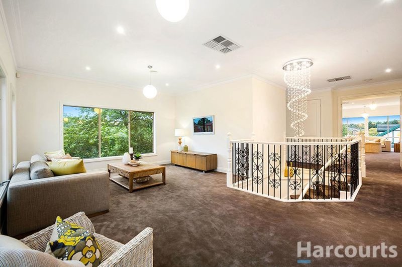 Photo - 8 Riverpark Drive, Wantirna South VIC 3152 - Image 10