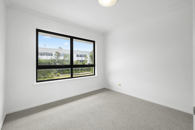 Photo - 8 Riverwalk Avenue, Robina QLD 4226 - Image 20