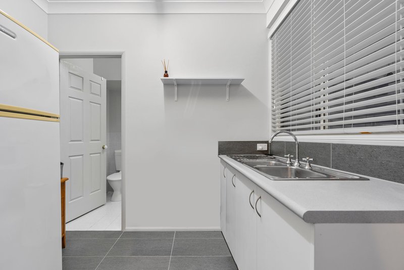 Photo - 8 Rob Roy Court, Highland Park QLD 4211 - Image 28