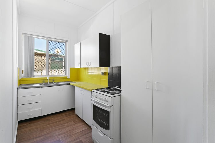 Photo - 8 Robertson Street, Merrylands NSW 2160 - Image 3