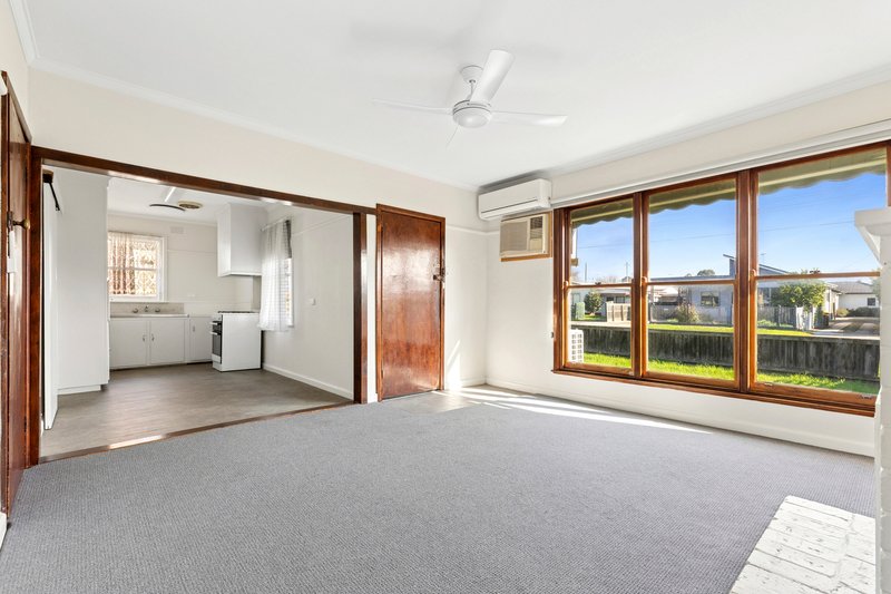Photo - 8 Robin Avenue, Norlane VIC 3214 - Image 4