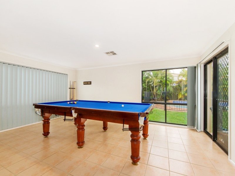 Photo - 8 Robinia Court, Robina QLD 4226 - Image 3