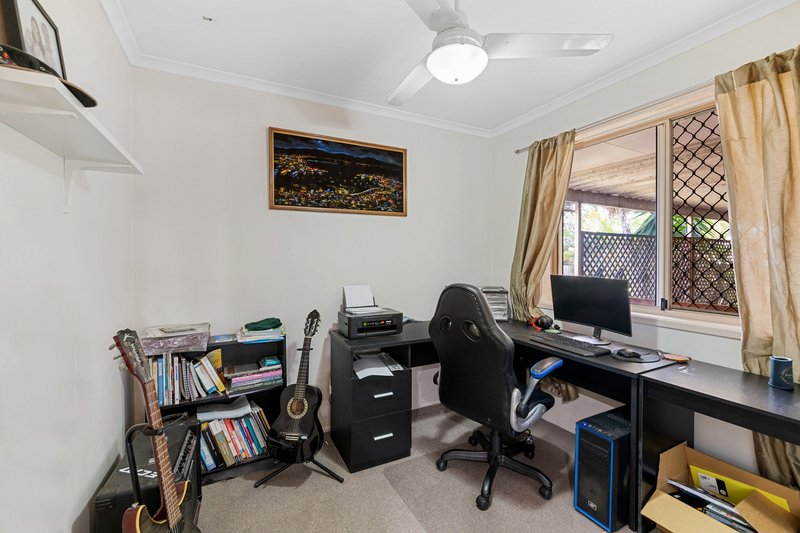 Photo - 8 Rochelle Place, Deception Bay QLD 4508 - Image 10