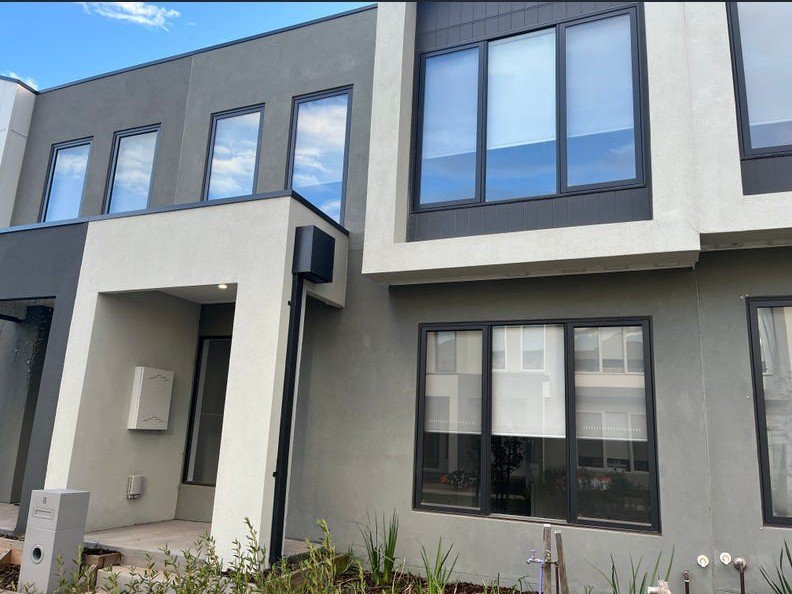 Photo - 8 Rodway Walk, Tarneit VIC 3029 - Image 1