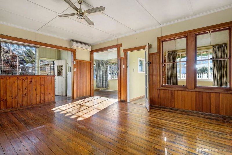 Photo - 8 Rollins Avenue, Kingston Beach TAS 7050 - Image 6