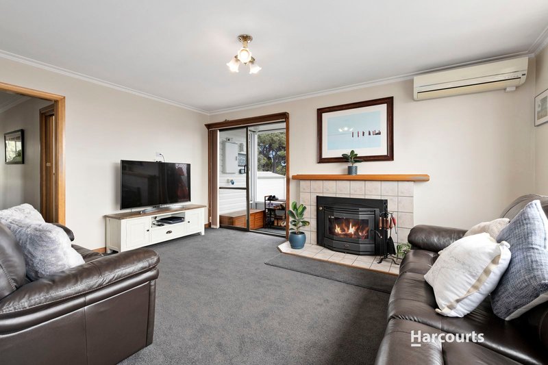 8 Ronald Crescent, Somerset TAS 7322