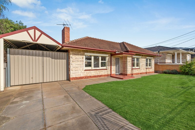 Photo - 8 Rondo Avenue, Findon SA 5023 - Image 2