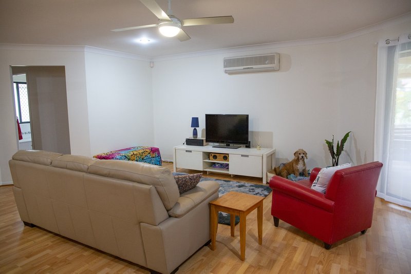 Photo - 8 Rosemary Court, Beenleigh QLD 4207 - Image 6