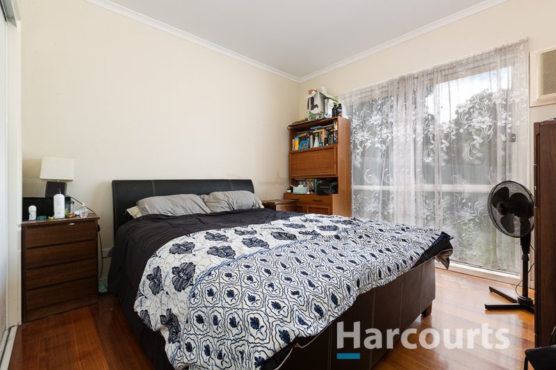 Photo - 8 Rosemont Court, Dandenong North VIC 3175 - Image 5