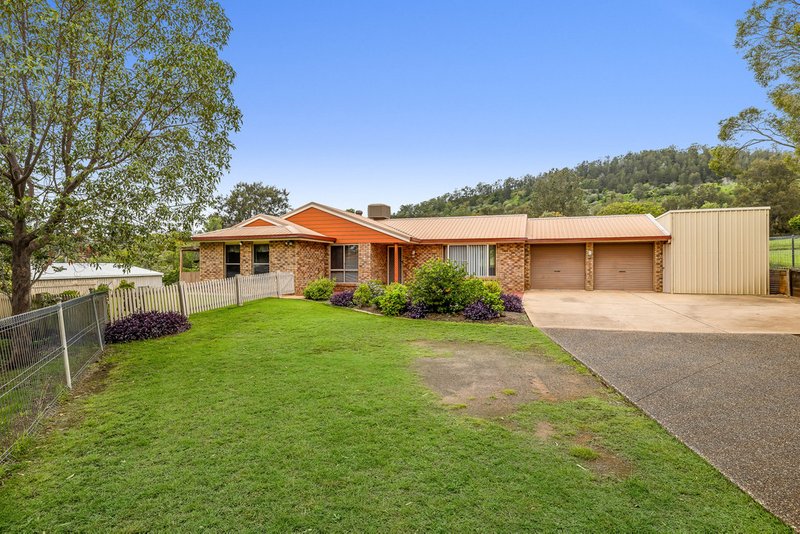 8 Roser Court, Withcott QLD 4352