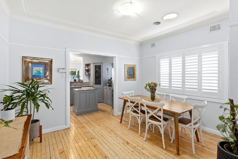 Photo - 8 Ross Street, Wollongong NSW 2500 - Image 5