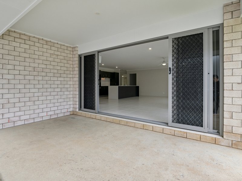 Photo - 8 Rovere Drive, Coffs Harbour NSW 2450 - Image 3