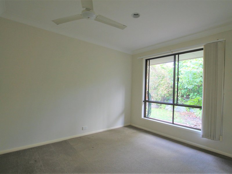 Photo - 8 Rowsell Court, Mount Warren Park QLD 4207 - Image 10