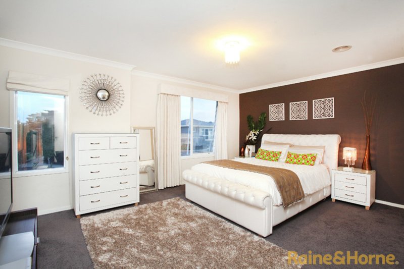 Photo - 8 Royal Park Avenue, Caroline Springs VIC 3023 - Image 14