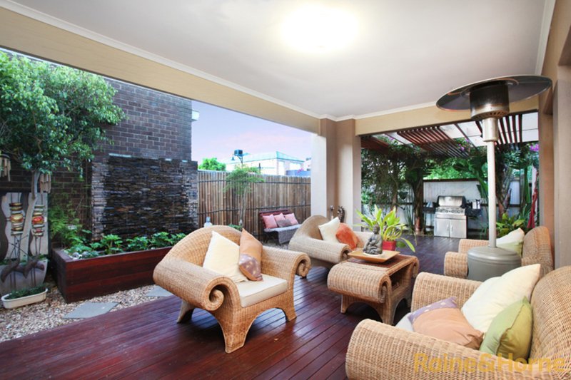 Photo - 8 Royal Park Avenue, Caroline Springs VIC 3023 - Image 21