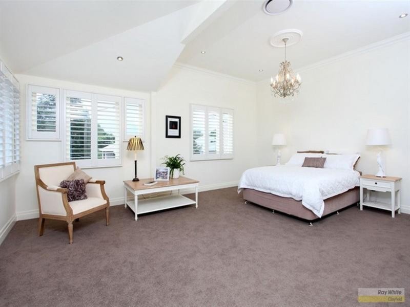 Photo - 8 Royal Terrace, Hamilton QLD 4007 - Image 7