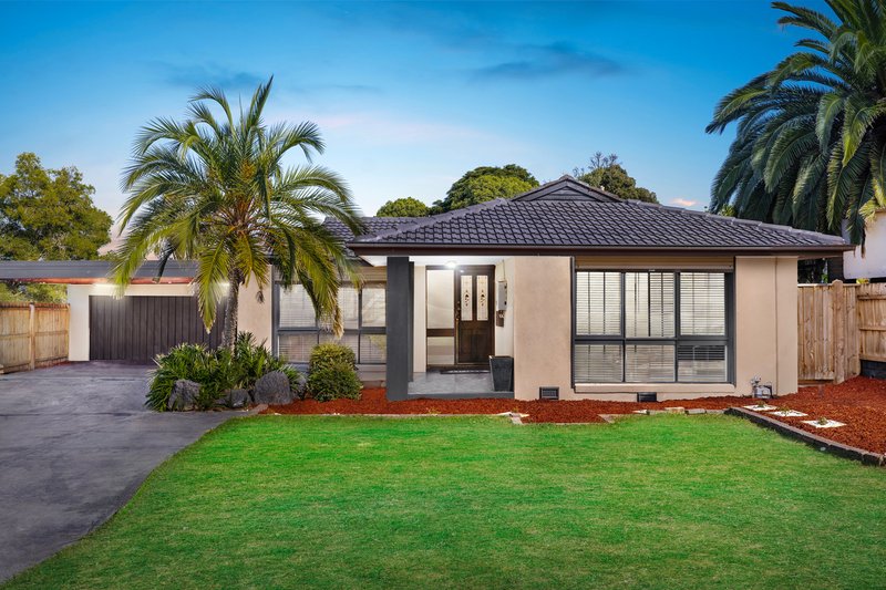 Photo - 8 Rubens Court, Scoresby VIC 3179 - Image 1