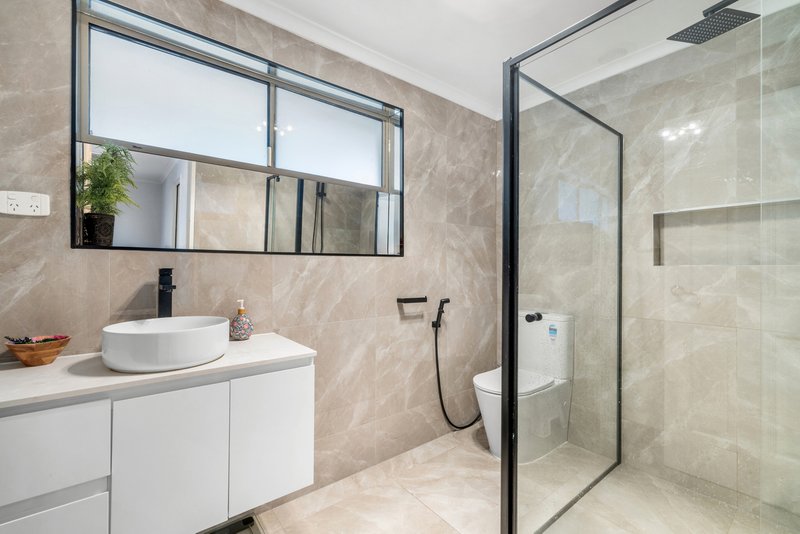 Photo - 8 Rubens Court, Scoresby VIC 3179 - Image 13