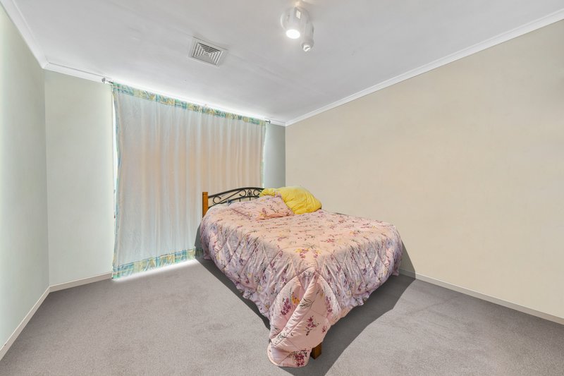 Photo - 8 Rundell Street, Crestmead QLD 4132 - Image 8