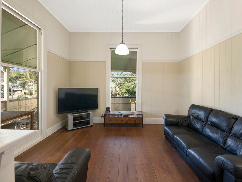 Photo - 8 Ruth Street, Wilston QLD 4051 - Image 8