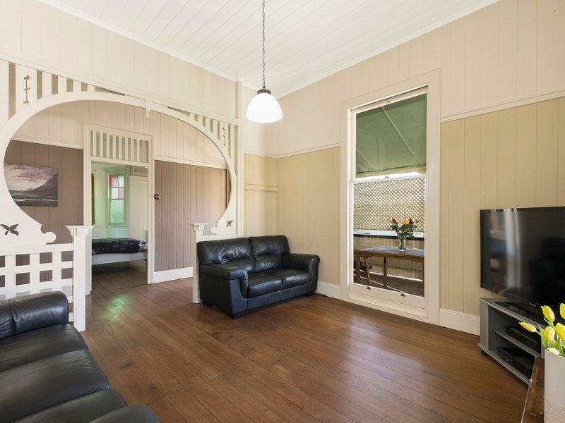 Photo - 8 Ruth Street, Wilston QLD 4051 - Image 10