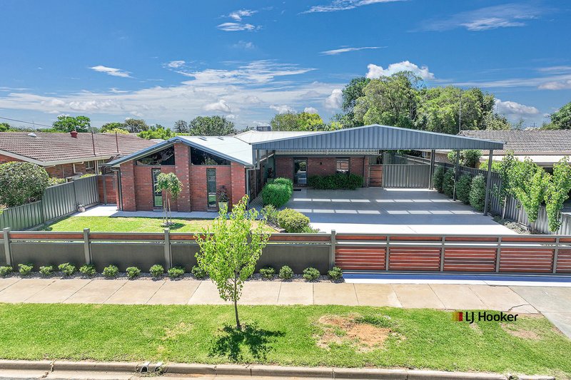 8 Rutley Crescent, Echuca VIC 3564