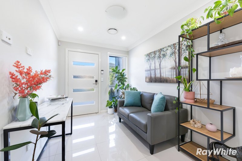 Photo - 8 Sagwan Glade, Schofields NSW 2762 - Image 6