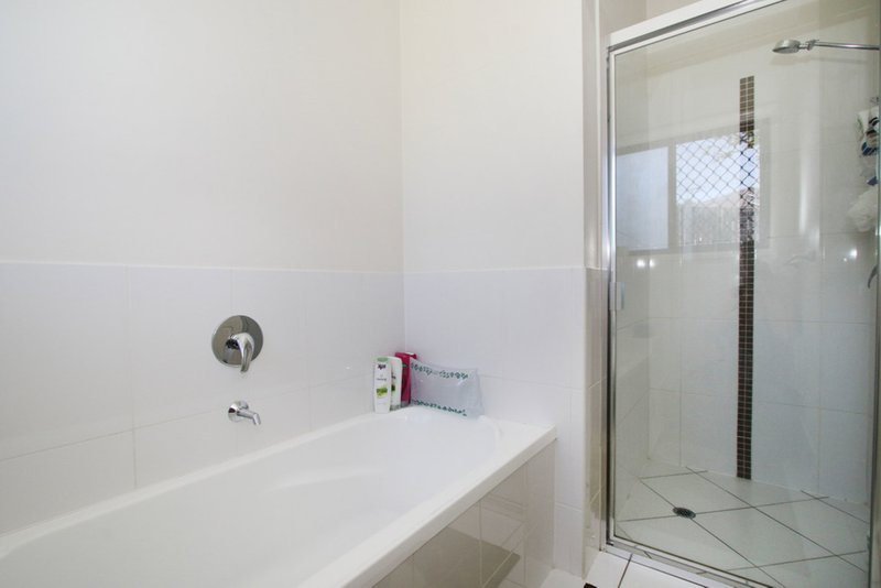 Photo - 8 Salter Place, Redbank Plains QLD 4301 - Image 6