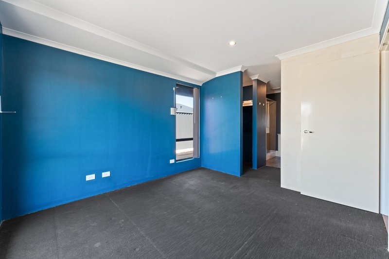 Photo - 8 Saltwater Street, Baldivis WA 6171 - Image 5