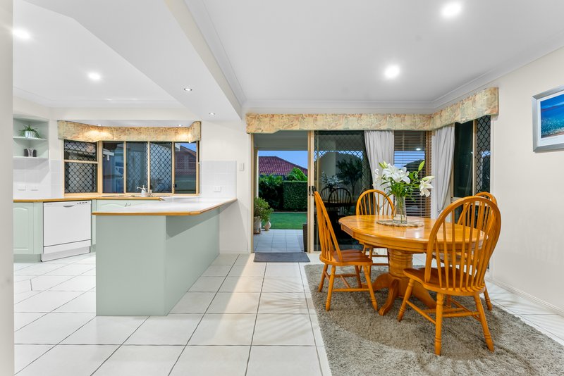 Photo - 8 Samson Street, North Lakes QLD 4509 - Image 5