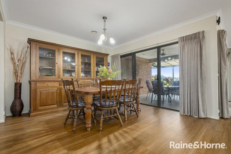 Photo - 8 Sanctuary Drive, Kyneton VIC 3444 - Image 7