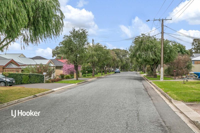 Photo - 8 Sandford Street, Tea Tree Gully SA 5091 - Image 9