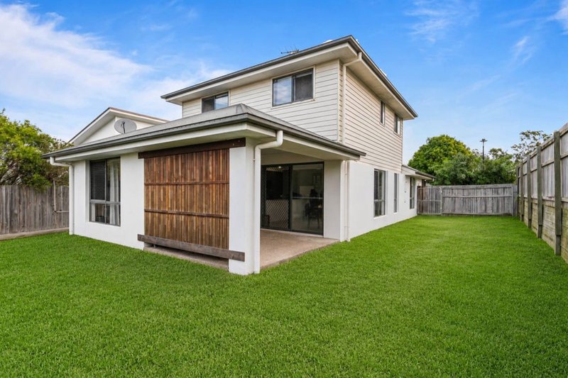 Photo - 8 Sandover Circuit, Holmview QLD 4207 - Image 2