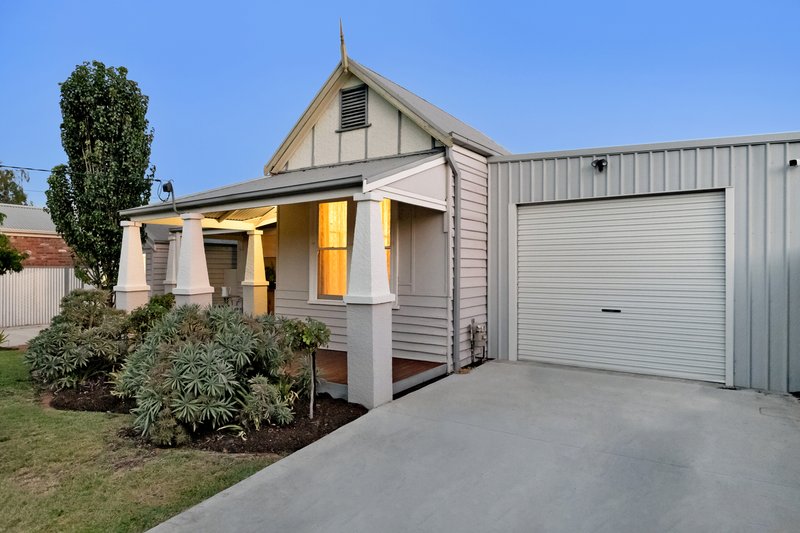 Photo - 8 Sarnia Avenue, Mildura VIC 3500 - Image 3