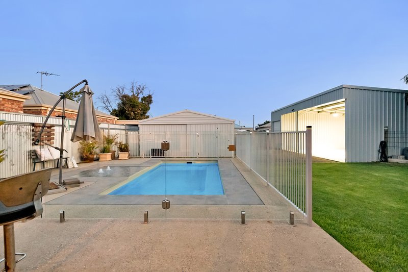 Photo - 8 Sarnia Avenue, Mildura VIC 3500 - Image 27