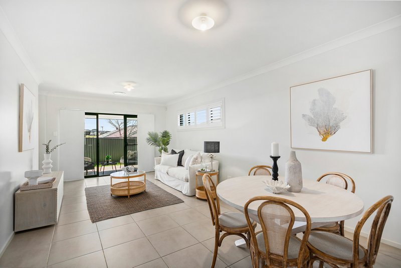 Photo - 8 Scanlon Street, Calderwood NSW 2527 - Image 3