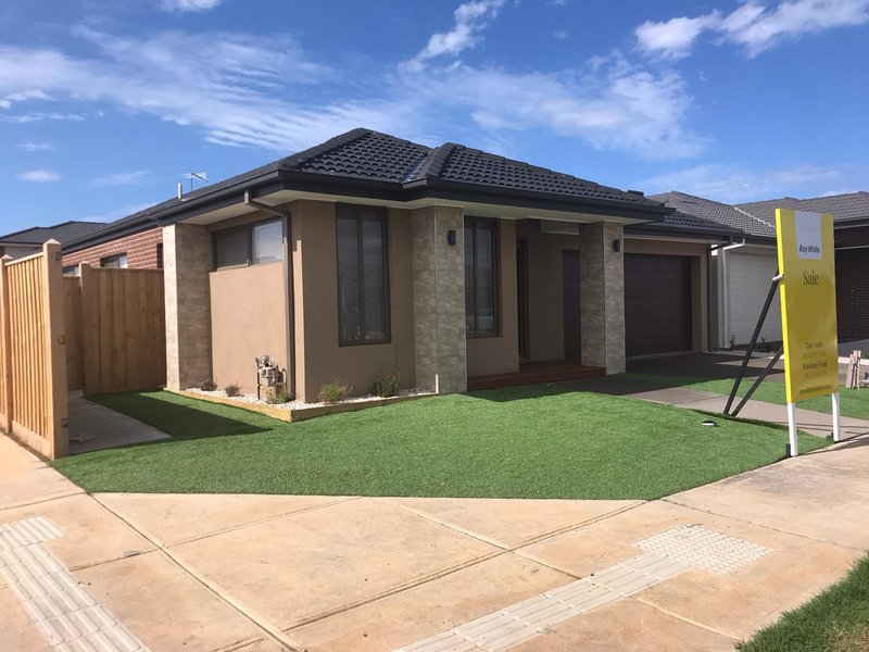 8 Schiller Street, Truganina VIC 3029