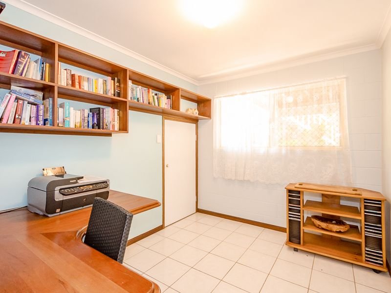 Photo - 8 School Street, Tannum Sands QLD 4680 - Image 12