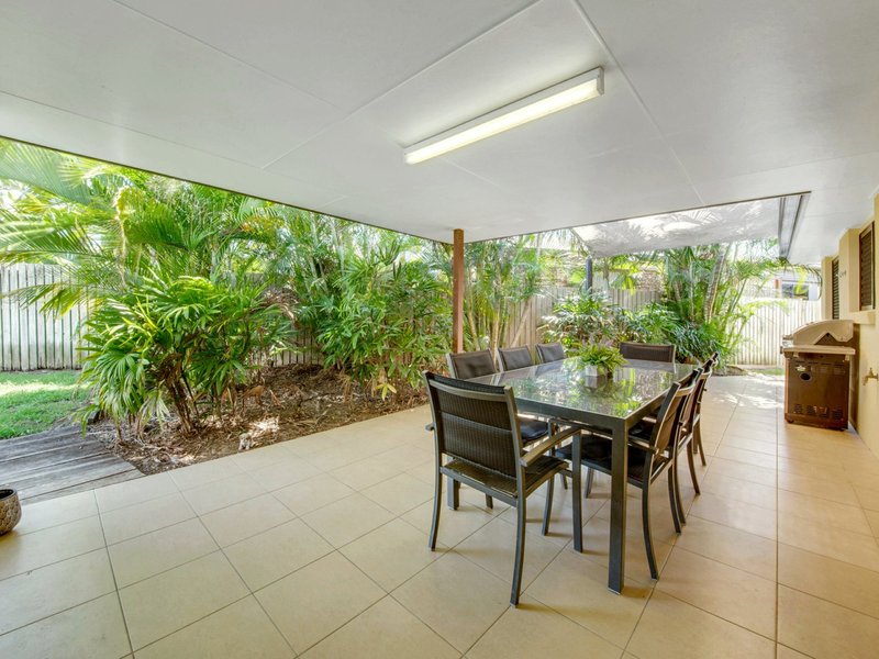 Photo - 8 Schooner Street, Tannum Sands QLD 4680 - Image 17