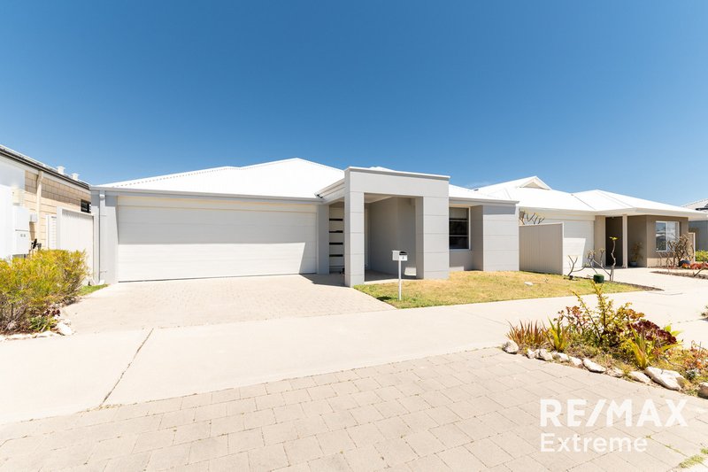 8 Scrubwren Circuit, Alkimos WA 6038