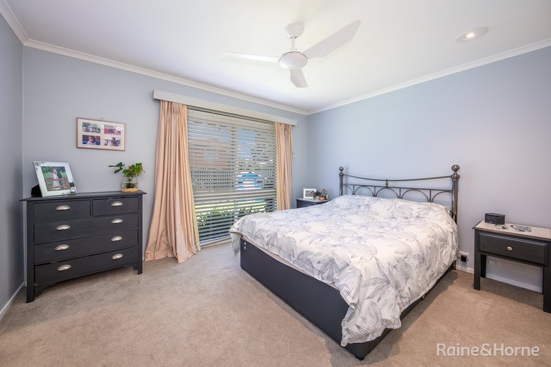 Photo - 8 Scullin Court, Sunbury VIC 3429 - Image 7