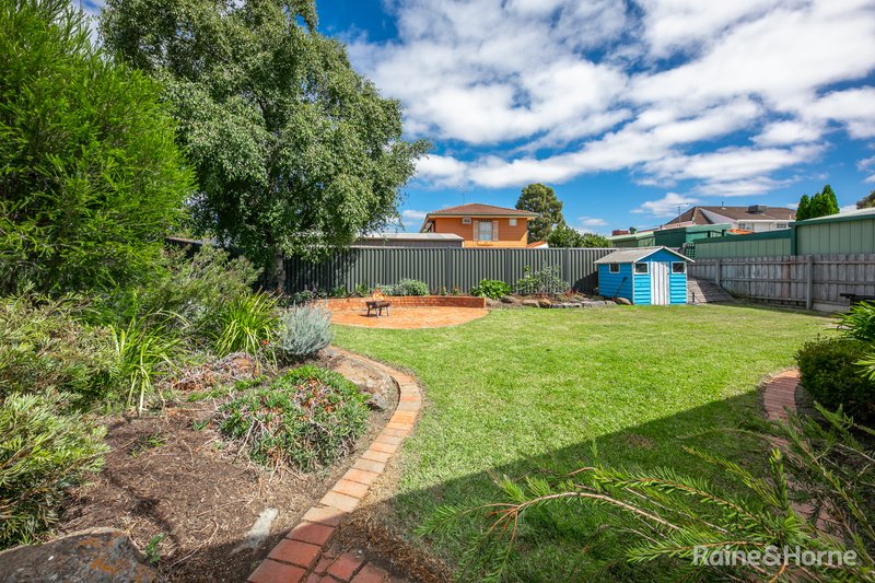 Photo - 8 Scullin Court, Sunbury VIC 3429 - Image 12