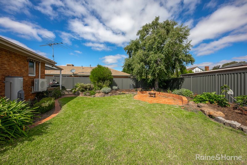 Photo - 8 Scullin Court, Sunbury VIC 3429 - Image 13