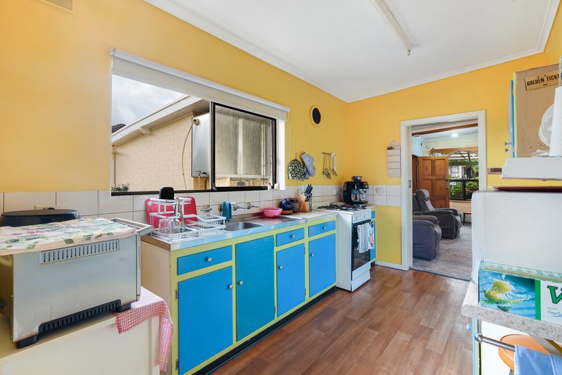 Photo - 8 Sea View Road, Para Hills SA 5096 - Image 8